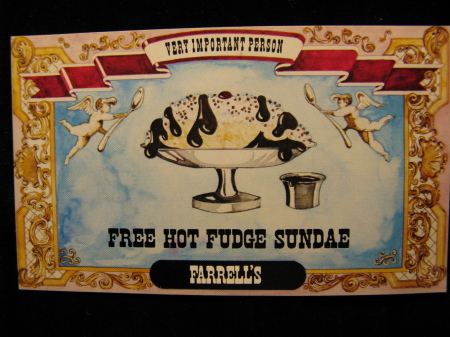 free hot fudge sunday