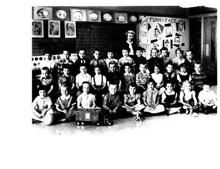 Mrs.'s Pierce's kindergarten '61-62