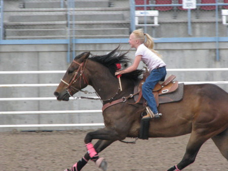 Hope running home with flag 2008