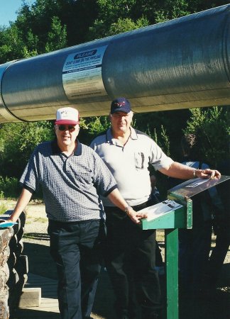 Brian and George at Alaskan Pipeline 2000