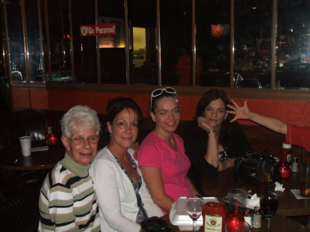 MOM, ME, SUZANNE AND BRENDA (MY SISTER)