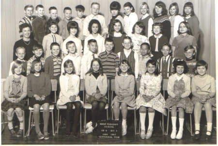 1966/67 Grade 6 class photo