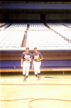 yankee tryout 1995 on dugout steps