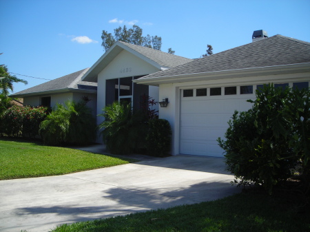 Front of the Cape Coral House