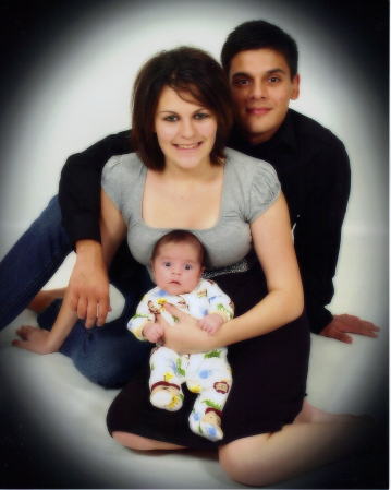 Kelsey,Richy and baby Brayden
