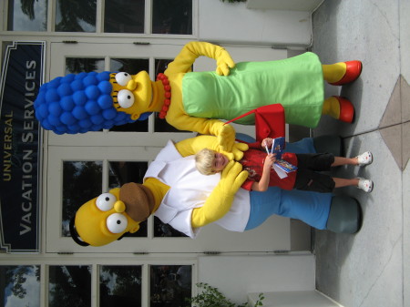 Maxx (Alias Bart) and Homer and Marge US 07