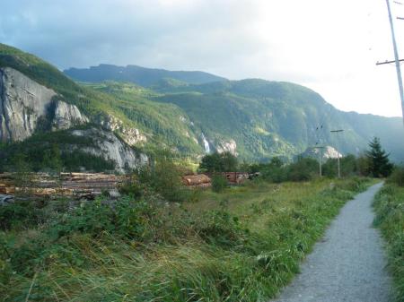 Squamish ocean trail