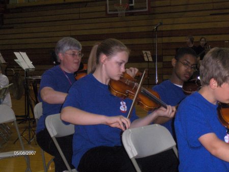 Kaitlin and her orchestra 7th grade
