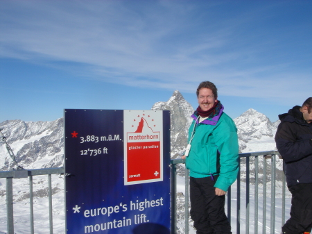 Skiing Zermont Switzerland