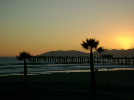 Pismo Pier and Kahlua at dusk-nothing better!