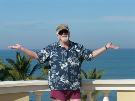 Uncle Rich living large in Mexico!
