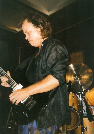 Dell Burchett, Lead Guitar