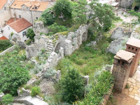 ruins from the war in 1991 w/Serbia