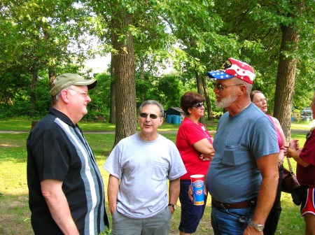 Billy Wampler's album, River Forest picnic reunion