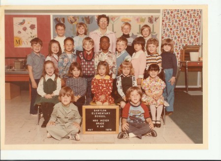 Kindergarten (AM Class) - Mrs. Meyer - '75-'76
