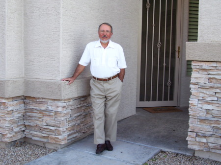 Front of home in Gilbert, AZ