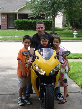 John & kids, July 2008