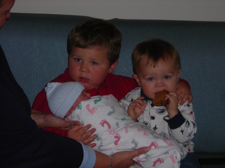 donald holding ethan hunter with cookie