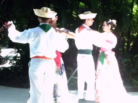 Salsa Dancers