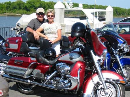 Bob & Lisa with H-D Ultra