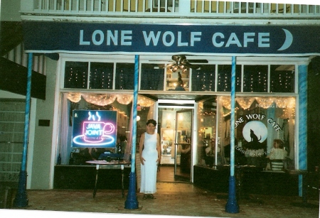 LONE WOLF CAFE