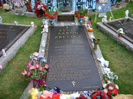 Elvis's Grave 