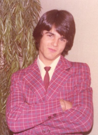 me in dorky suit 14 years old 001