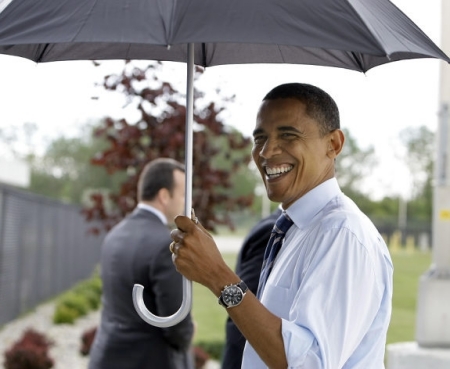 barack and umbrella