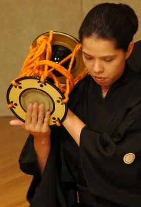 Japanese Noh Theatre (Otsuzumi)