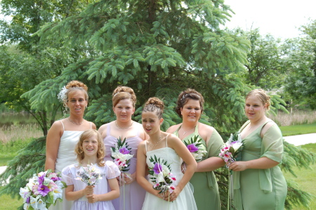 Wedding party girls