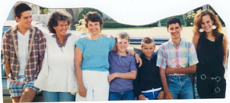 1986 with sister at opposite end