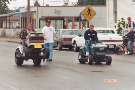 Wade at Lawnmower Races