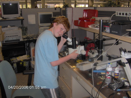 Son Scotty at HP on young inventor day 2006