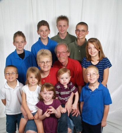 MJ, Norm and all the Grandkids 8-1-10