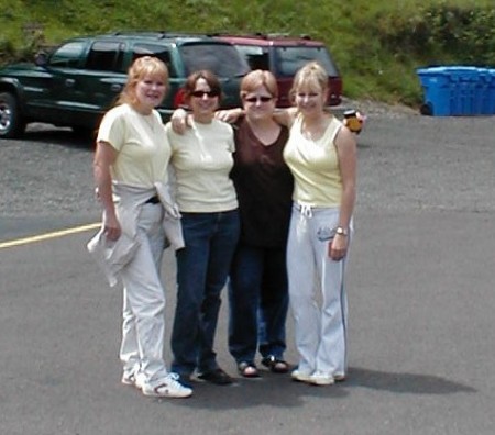 Annie Engoe, Peggy Zidell, Deb Shaffer, Diane