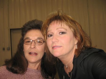 Cindy Lee & Pam Kirkpatrick-Christmas '07