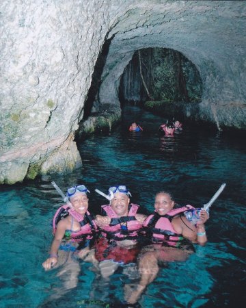 SNORKELING AT XCARET-UNDERGROUND RIVER