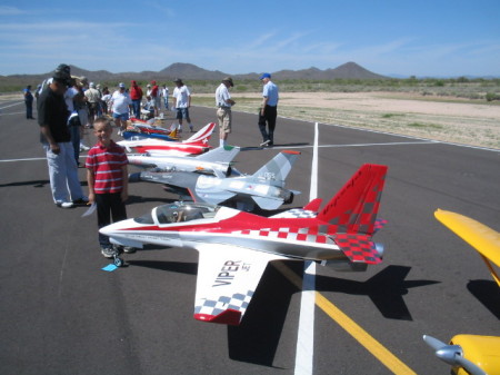 dylan at rc air show