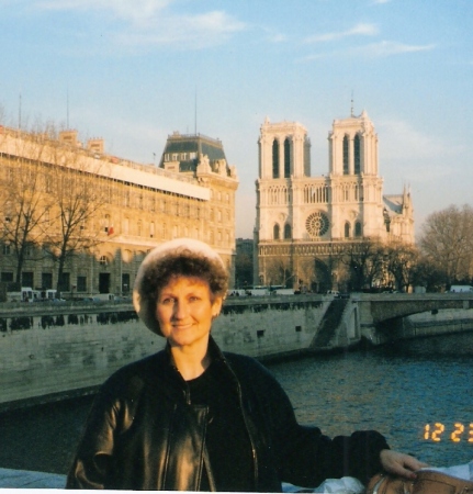 Shari in Paris