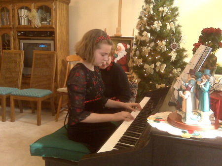 Elizabeth's 1st piano recital, 2008