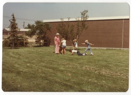 1977 kindergarden field day 07