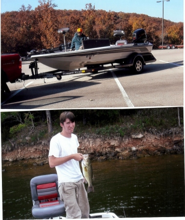 Ryan's first "trophy bass"! Lake of the Ozarks