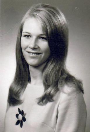 Linda Putnam's Classmates® Profile Photo