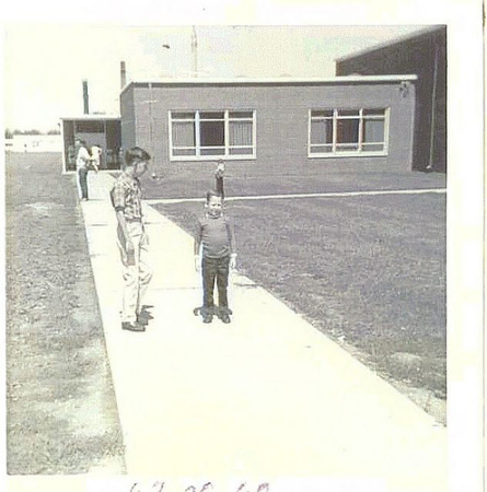 1969 Catlin Grade School