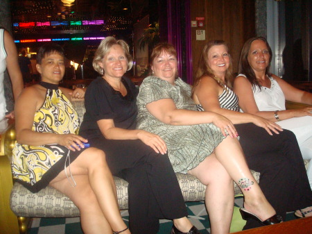 Female classmates that traveled on the cruise