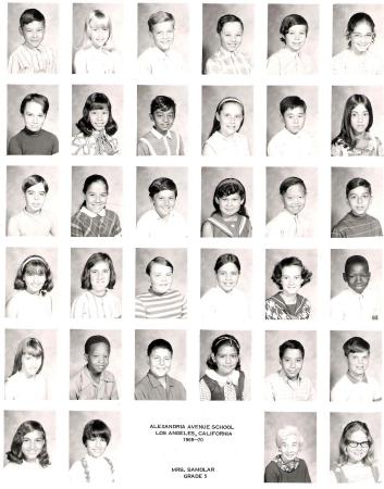 Mrs. Samolar's 5th grade Class 1970
