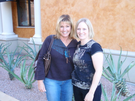 Diane and Niece Sara at Scottsdale - Jan 09