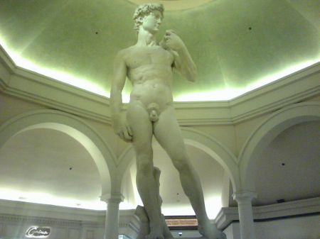 Caesars Palace - David in the Buff
