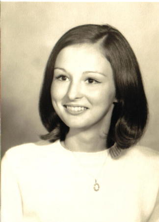 susan -- aug 1969 (senior portrait)