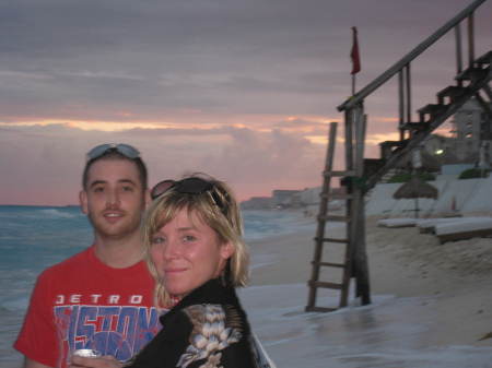 Devin and Brie -  Cancun Dec 07